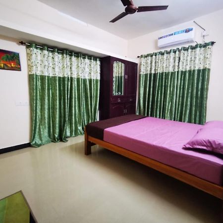 J2 Home Stay - Luxury Homes With Caravan Services Thiruvananthapuram Εξωτερικό φωτογραφία