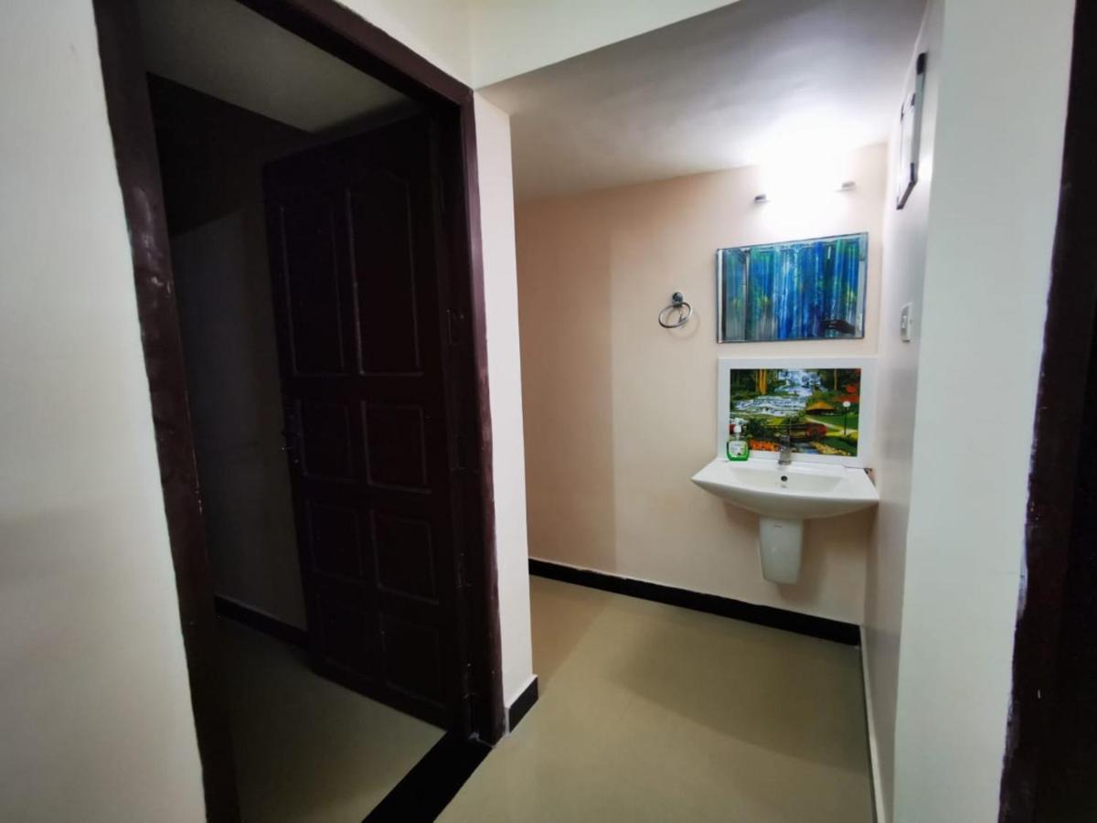 J2 Home Stay - Luxury Homes With Caravan Services Thiruvananthapuram Εξωτερικό φωτογραφία