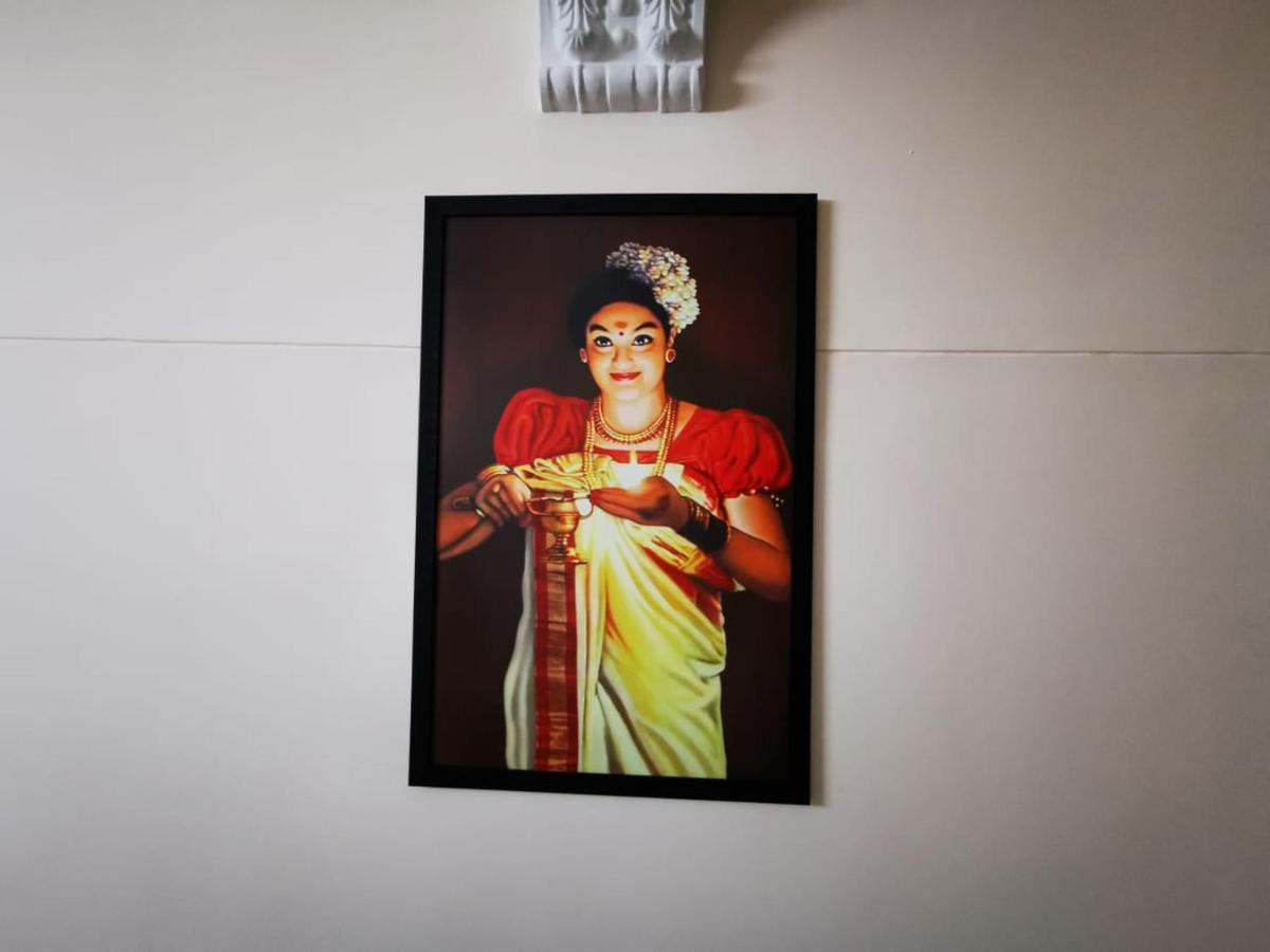 J2 Home Stay - Luxury Homes With Caravan Services Thiruvananthapuram Εξωτερικό φωτογραφία